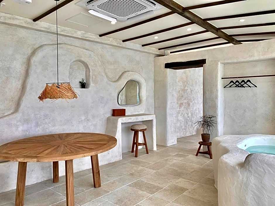 HoHo House Songjeong