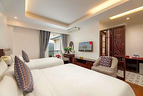 Deluxe Triple Room