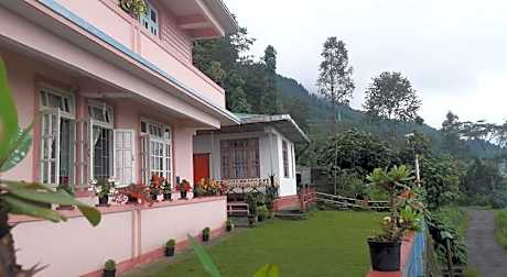 VAMOOSE SALOM NAMCHEBAZAR