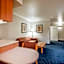 Comfort Inn & Suites Salinas City Center Area