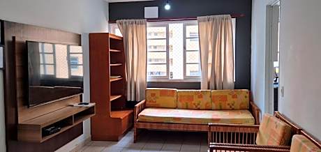 Apartamento a 5 minutos a pé da Praia da Enseada, Guarujá