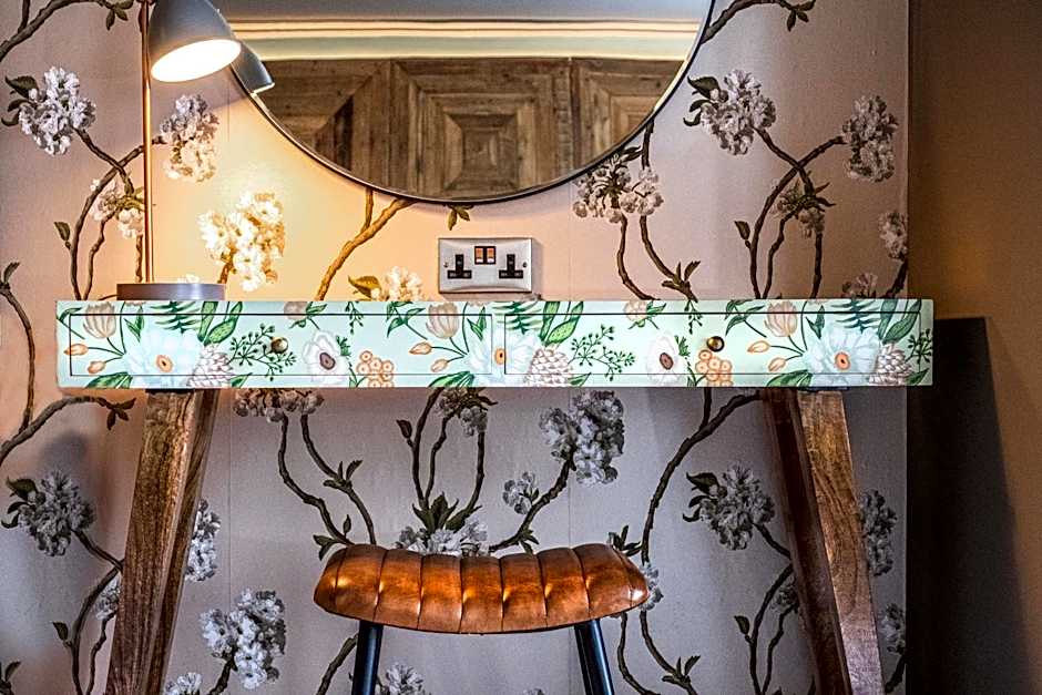 The Cricketers Clavering