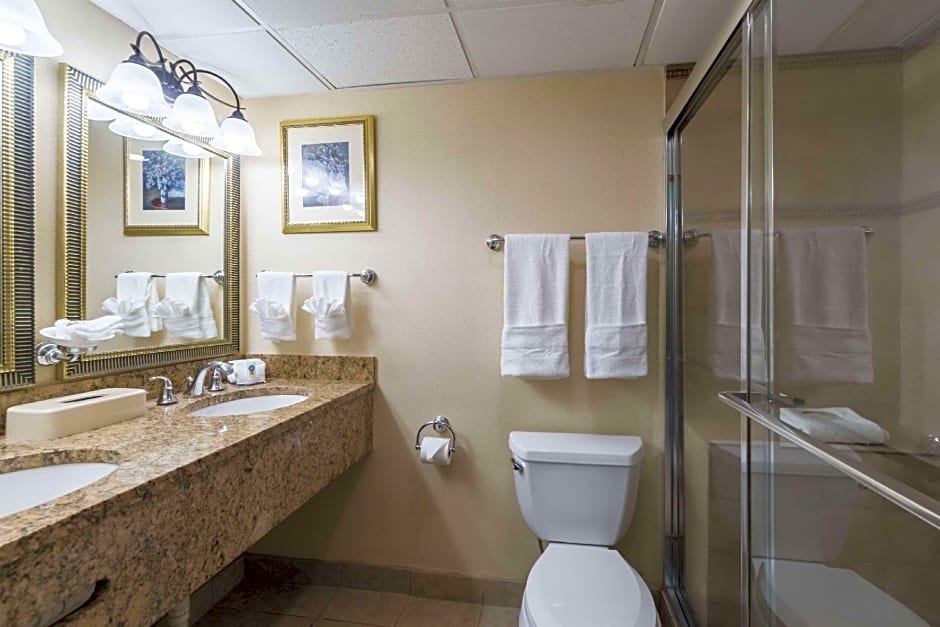 Quality Inn & Suites West Chester