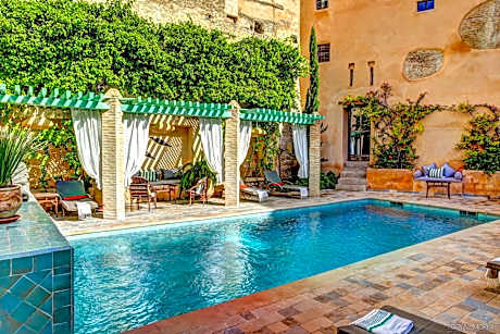 Riad Laaroussa