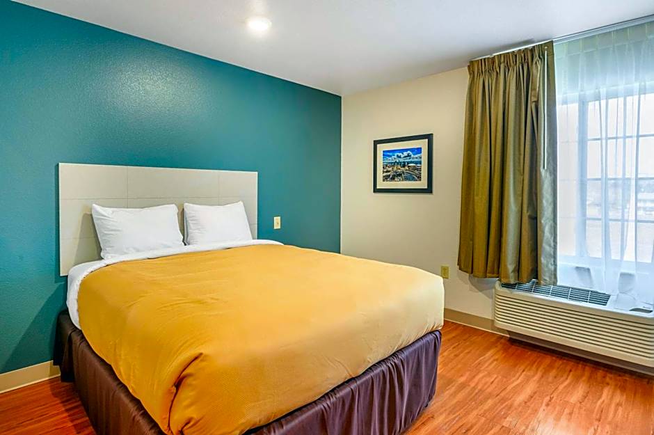 Suburban Studios Hammond