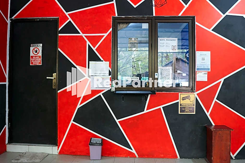 Cosmo Tanjung Duren RedPartner – Jakarta, NY