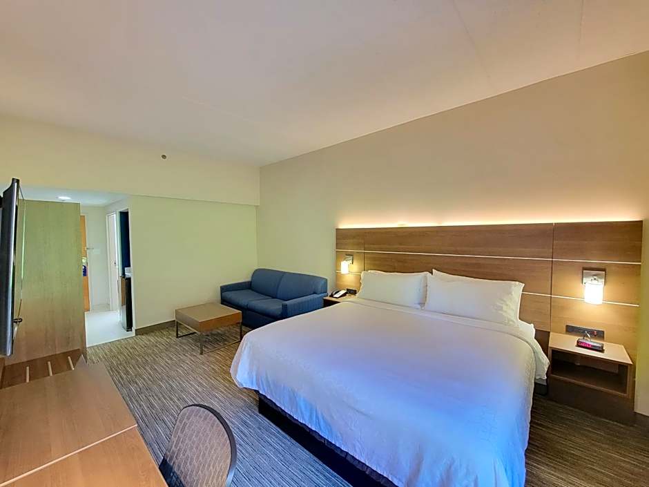 Holiday Inn Express Edgewood-Aberdeen-Bel Air