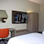 Holiday Inn Express Hotel & Suites Shamrock North By IHG