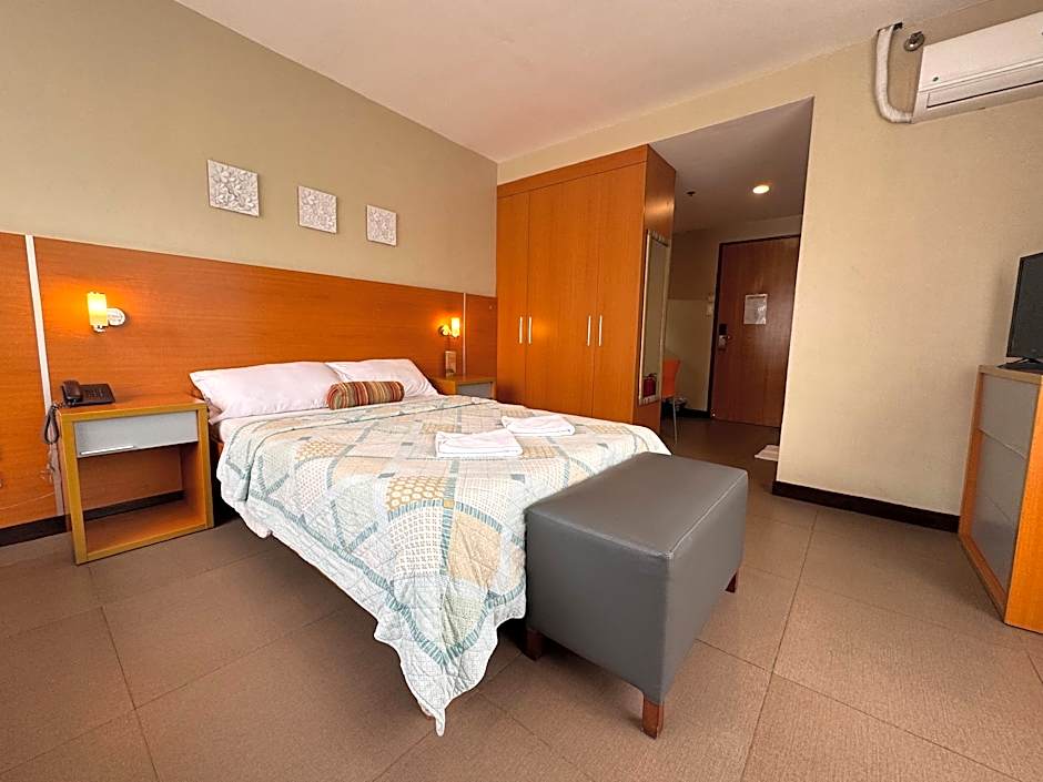 [ACTIVE] Fuente Oro Business Suites