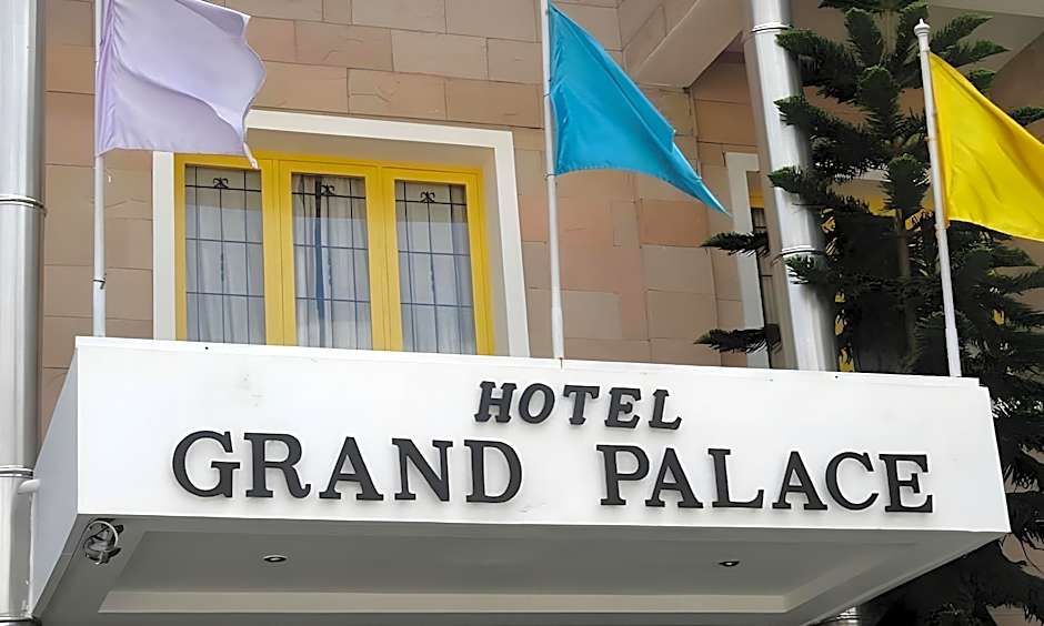Hotel Grand Palace