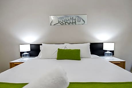 Standard  Room - No Pets