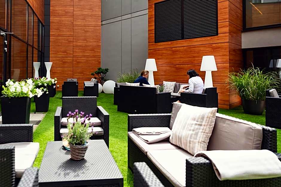 Warsaw Plaza Hotel