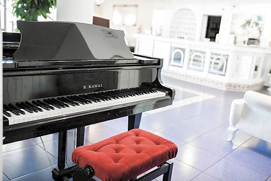 Bach Hotel
