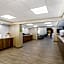 La Quinta Inn & Suites by Wyndham Columbus