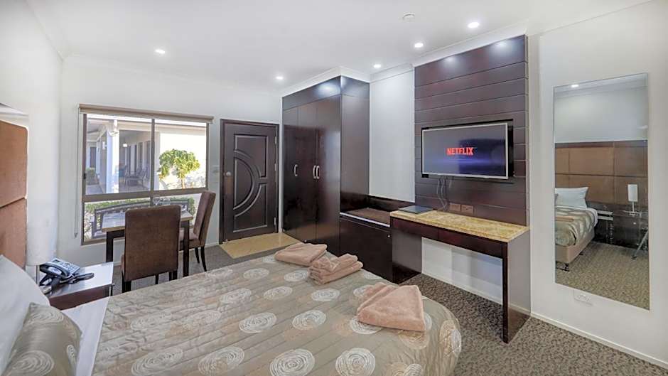 Western Downs Motor Inn