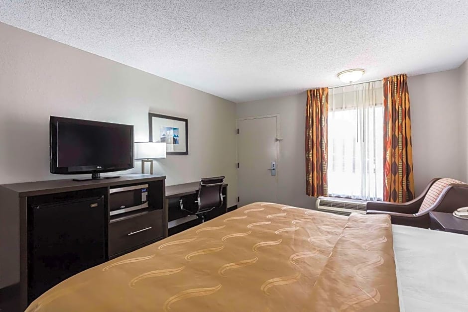 Quality Inn & Suites Mooresville-Lake Norman