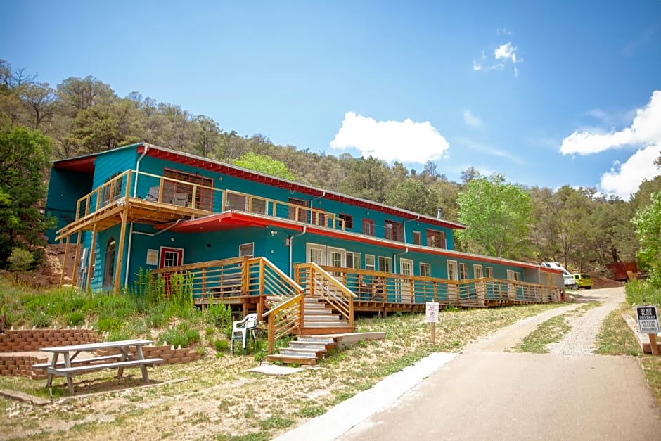 Cloudcroft Hostel