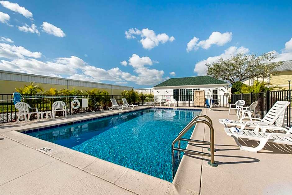 Quality Inn Palm Bay - Melbourne I-95