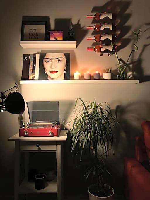 Konak, Tarihi asansöre yakın Tüm daire