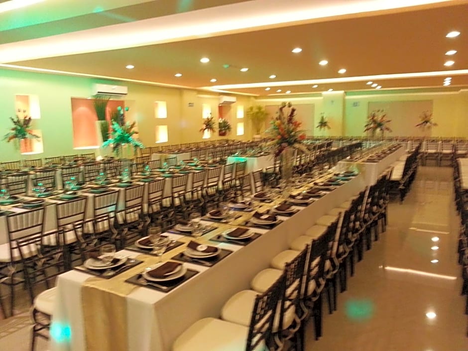 Hostalia Hotel Expo & Business Class