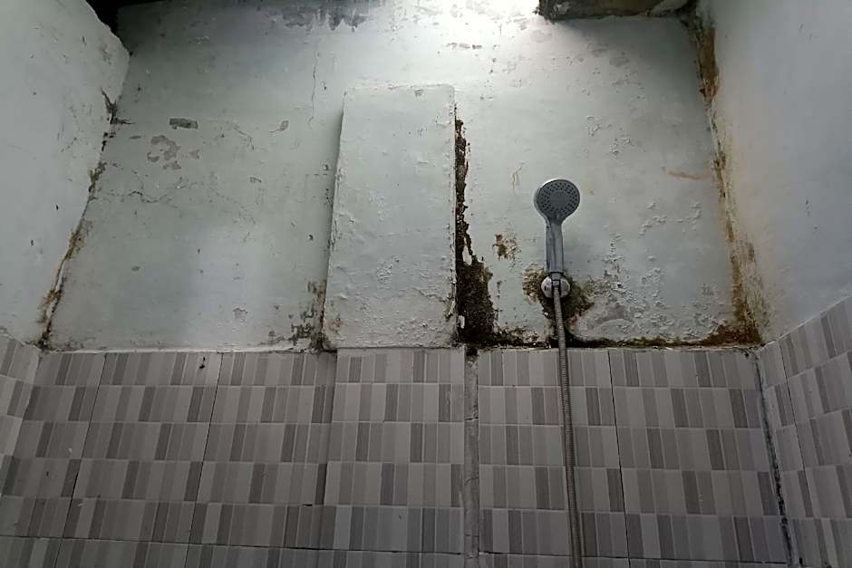 Hotel O Penginapan Annisya Near SMA Negeri 2 Mataram