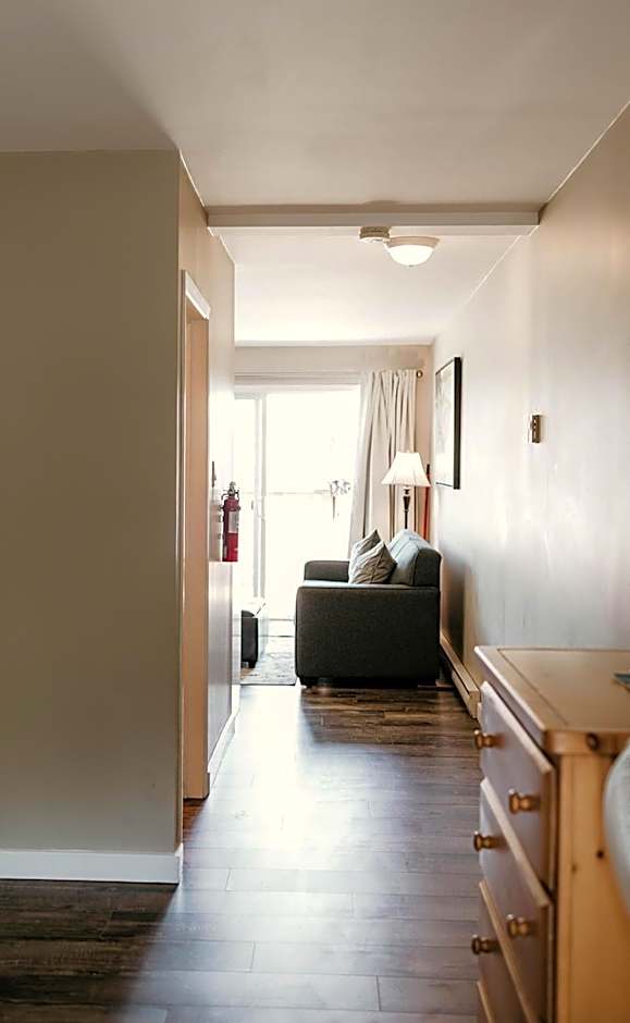 Page's Inn on Silva Bay