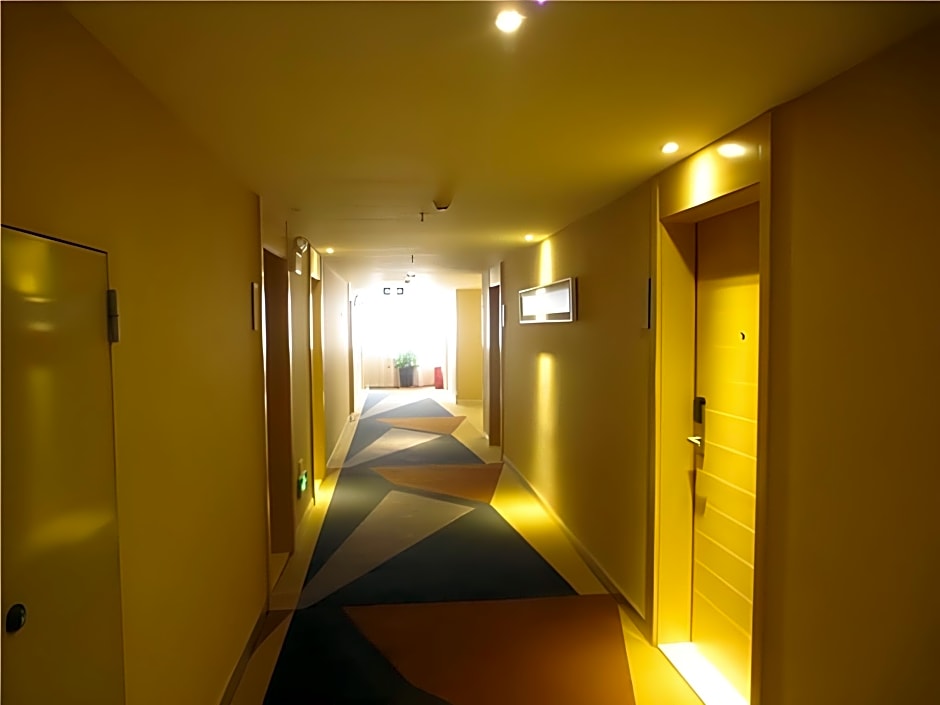 City Comfort Inn Huizhou Shuikou Huxi Avenue