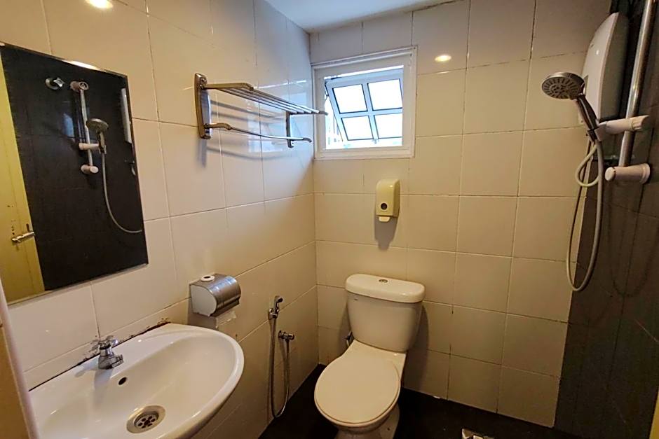 Super OYO 1152 Heaven Hill 2