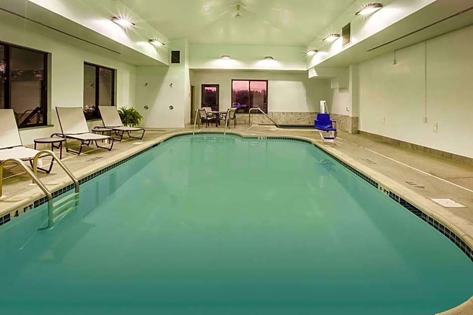 La Quinta Inn & Suites by Wyndham Mechanicsburg - Harrisburg