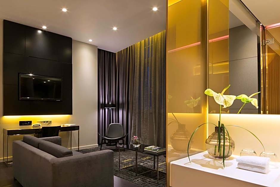 art'otel Amsterdam, powered by Radisson Hotels