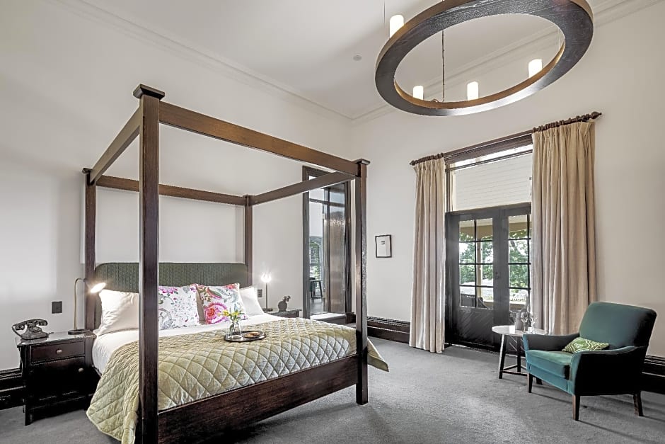 Photo 1 of 3 of Junior Suite