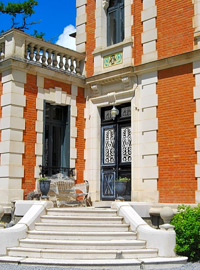 Chateau Sourliavoux, appartement en chambres d'hôtes