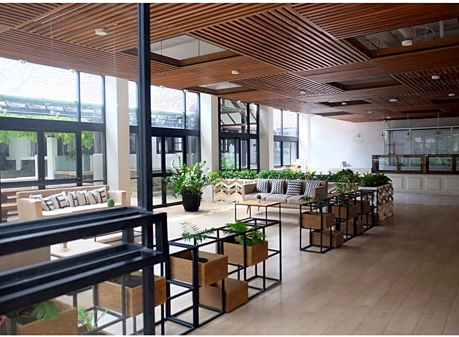 Beehive Boutique Hotel