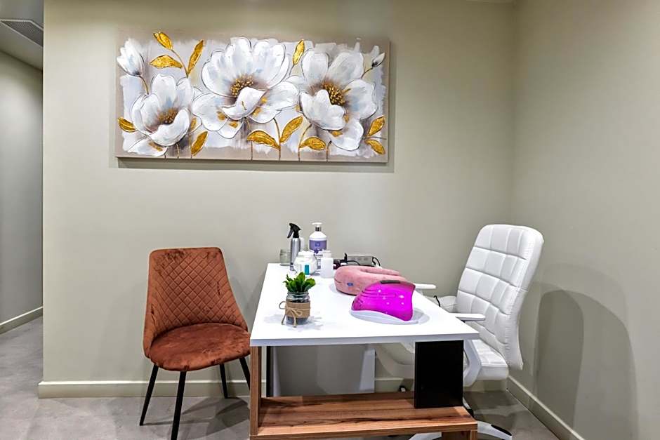 White Olive Elite Rethymno