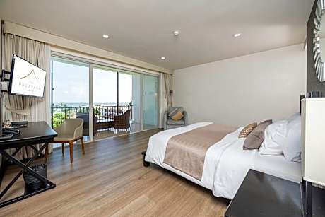 Deluxe Sea View Room with Terrace