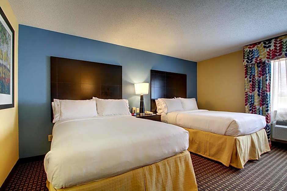 Holiday Inn Express Hotel Fort Campbell-Oak Grove By IHG