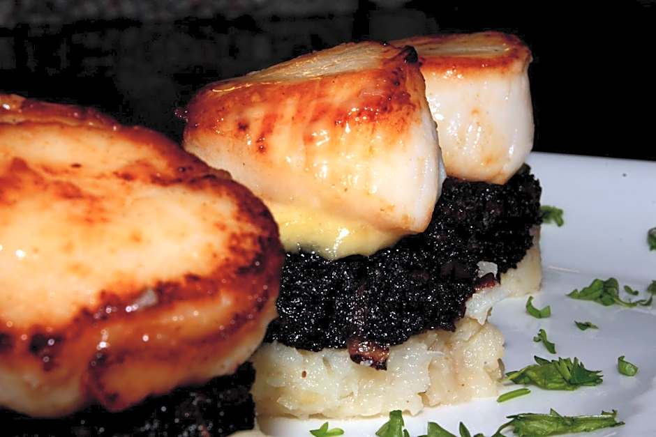 Annandale Arms Hotel