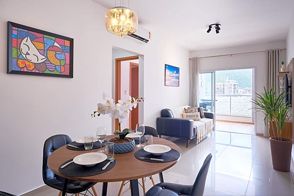 2 QUARTOS com Churrasqueira na Varanda, Piscina, Garagem interna, WiFi 500mbps, Ar Condicionado e Telas de Proteção