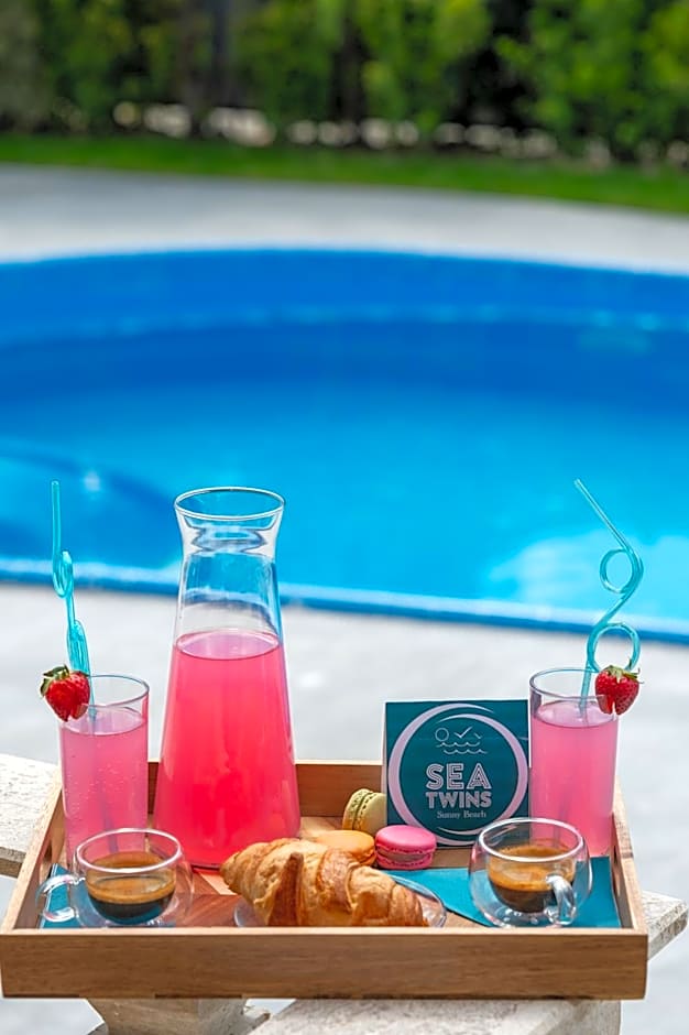 Sea Twins Luxury Aparthotel - 150 m from the beach