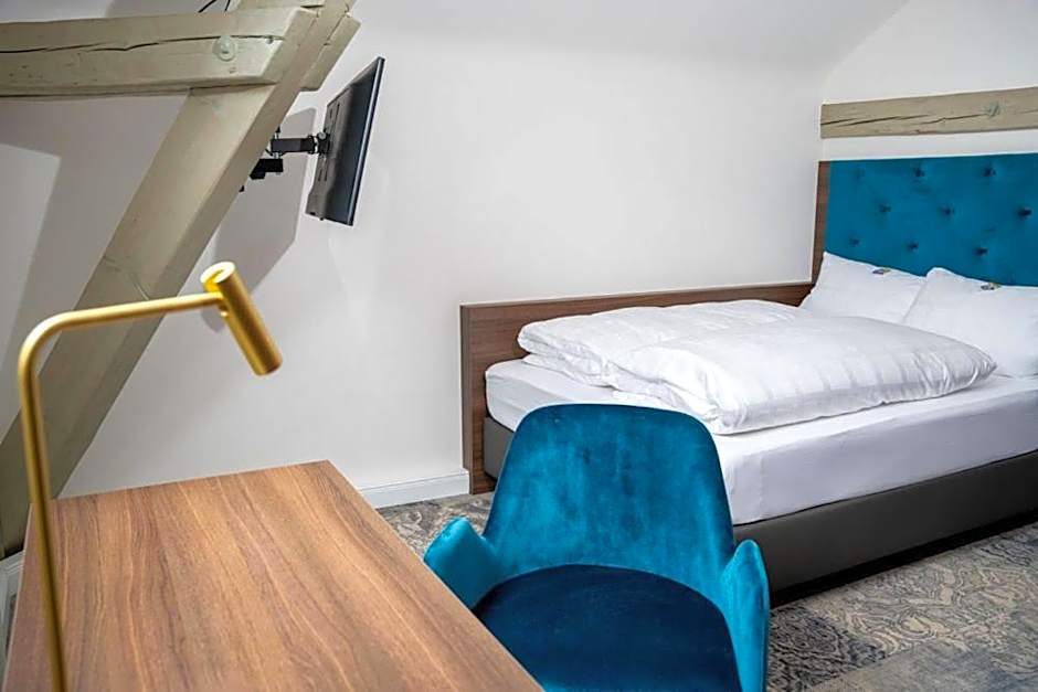 Photo 1 of 5 of Double Room