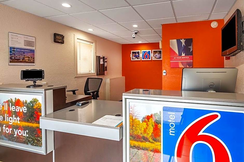 Motel 6-Huntington, WV