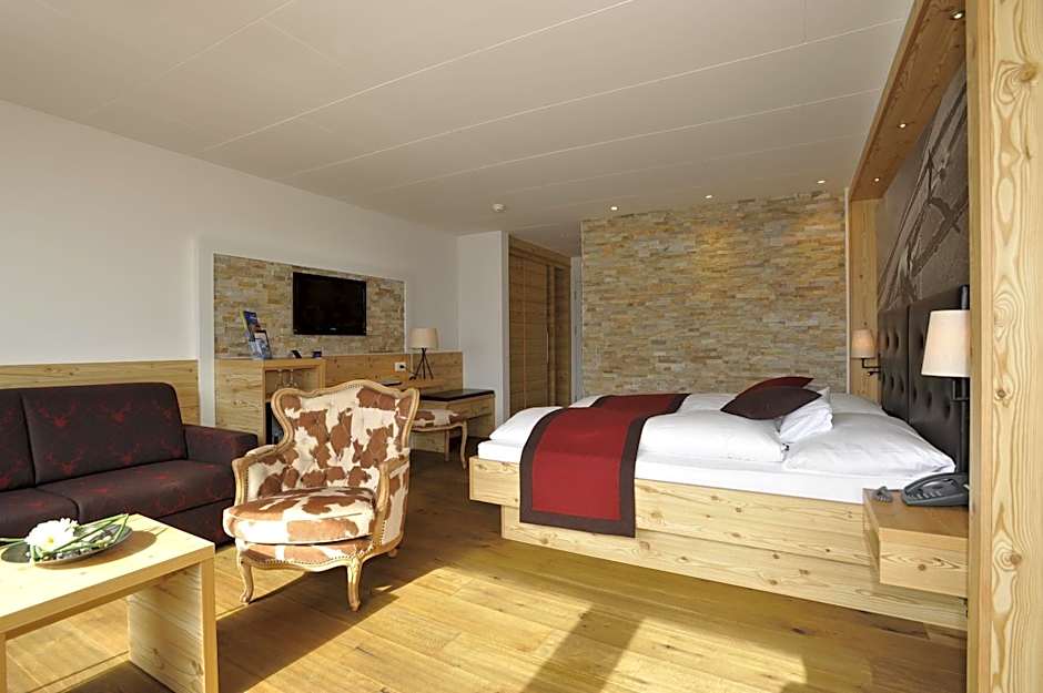 Photo 1 of 5 of Junior Suite