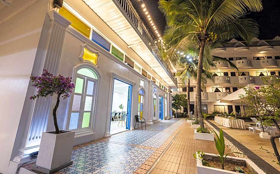 Blue Carina Hotel Phuket
