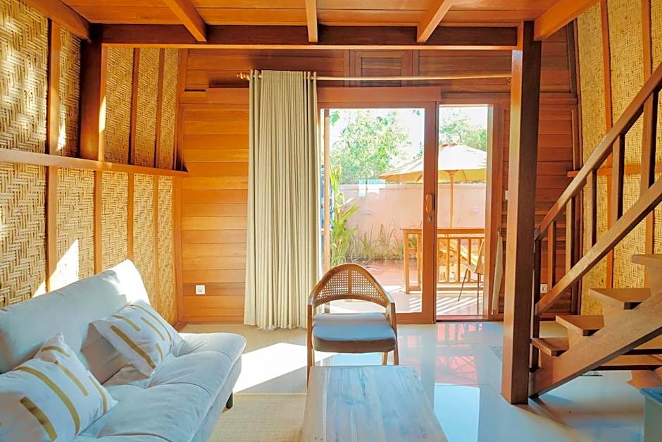 Murna Villa 3, A modern Balinese wooden house 360 GWK view