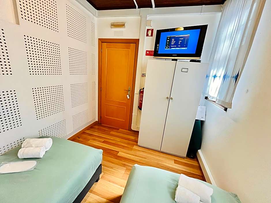 Lagos Central Rock School Hostel ,Algarve