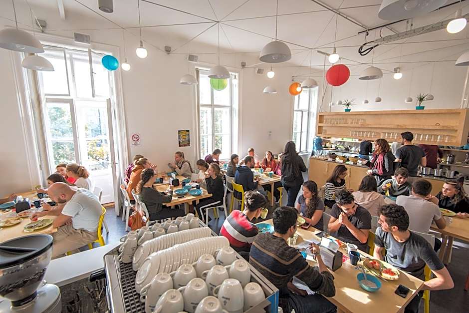 Avenue Hostel