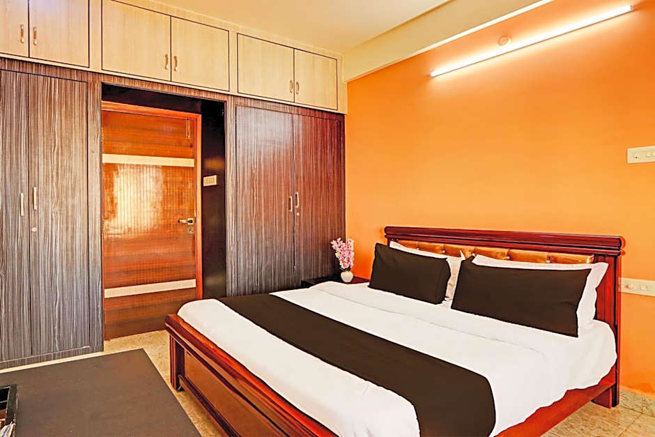 Collection O Q Suites Madhapur