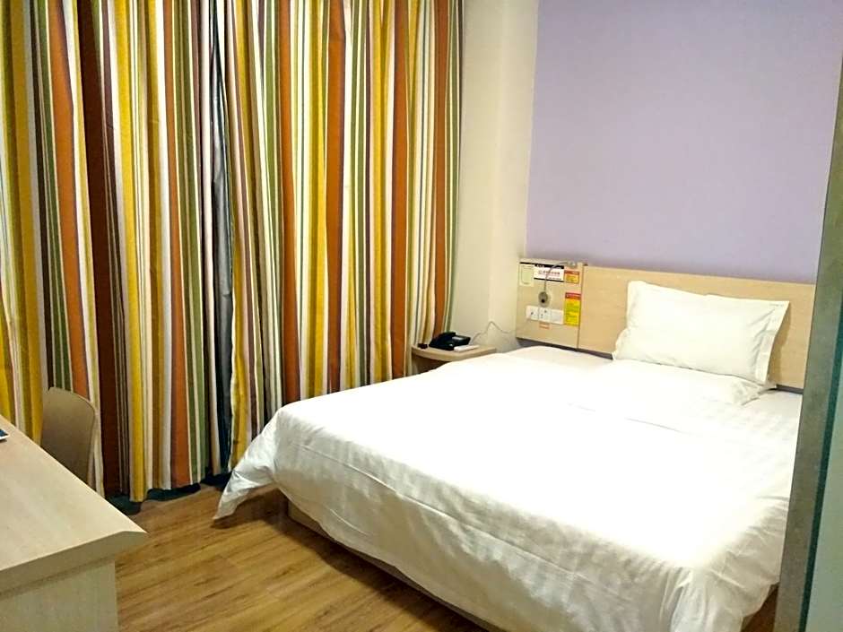 7 Days Inn Chongqing Wanzhou District Gaosuntang Chongbai