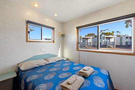 Standard 1 Bedroom Cabin