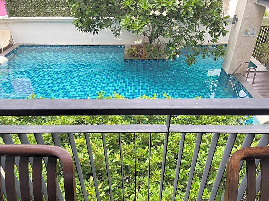 Yotaka Bangkok Hotel